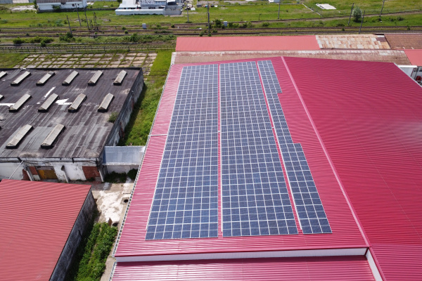 Sistem fotovoltaic industrial