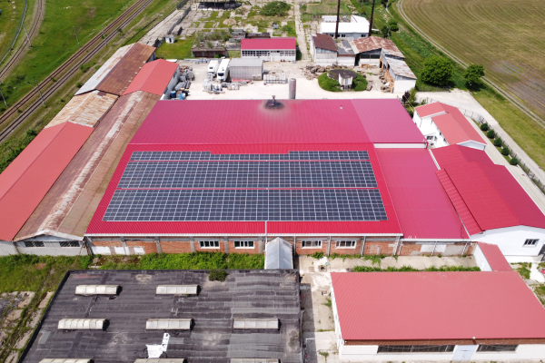 Avastar Pașcani - Instalare panouri fotovoltaice - Imagine 2