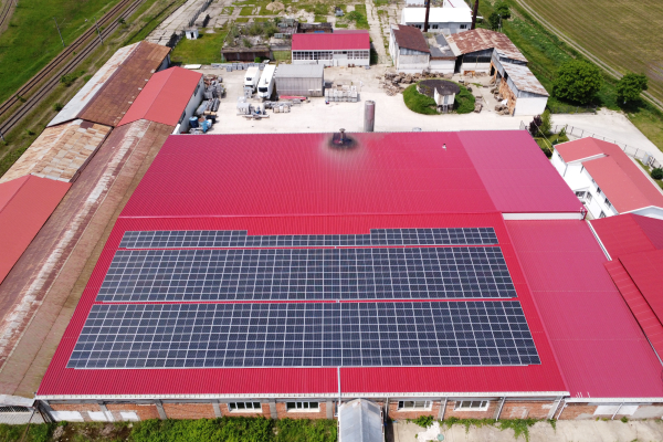 Avastar Pașcani - Instalare panouri fotovoltaice - Imagine 3